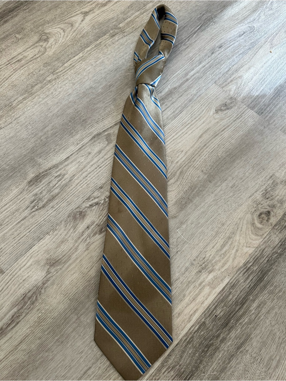 Stafford Brown Tie with Blue and White Stripes